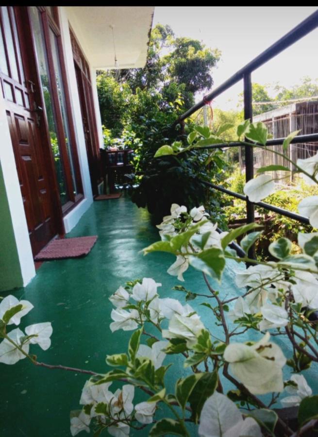Elegant Home Stay Ела Екстериор снимка