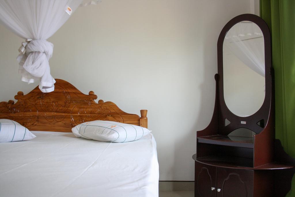 Elegant Home Stay Ела Екстериор снимка