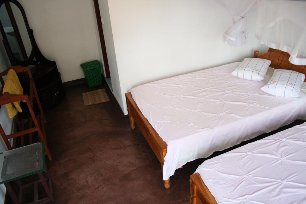 Elegant Home Stay Ела Екстериор снимка