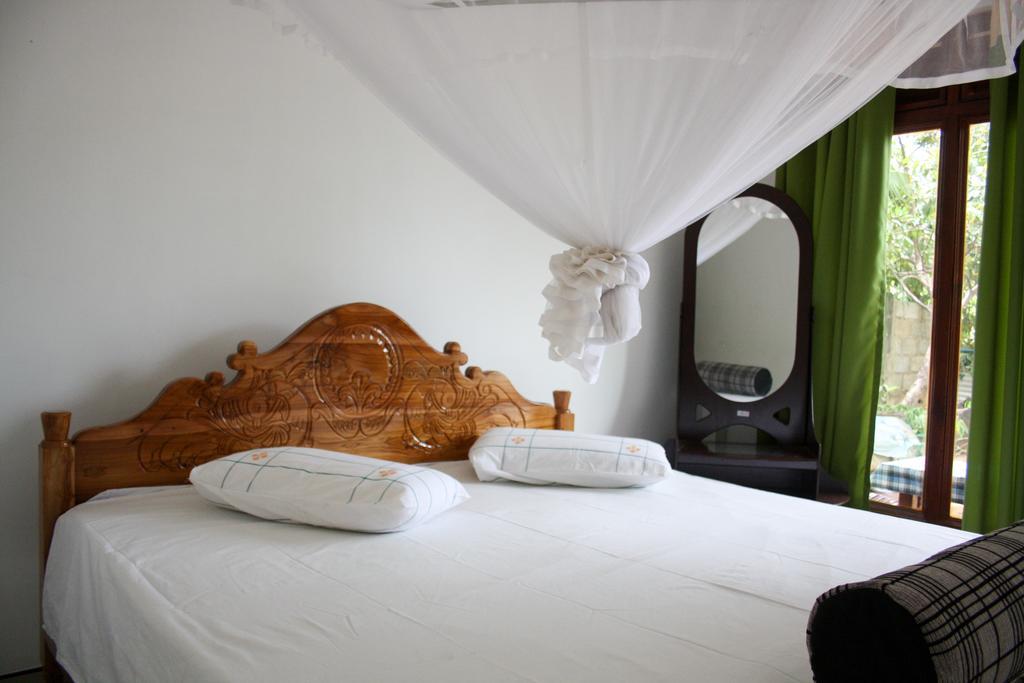 Elegant Home Stay Ела Екстериор снимка