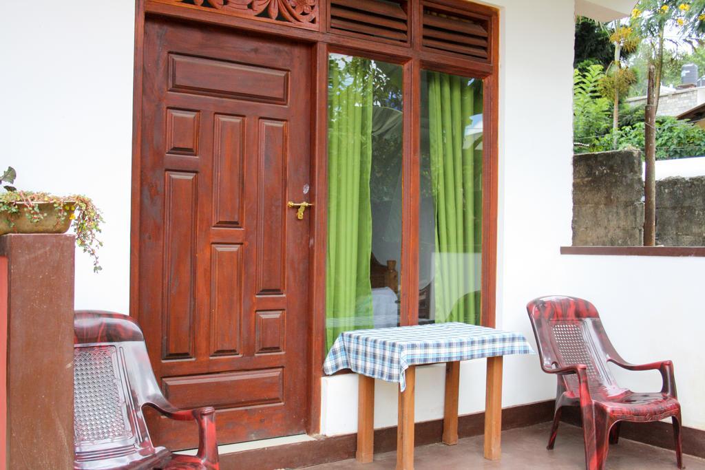 Elegant Home Stay Ела Екстериор снимка